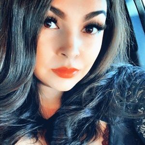 Meet your Posher, Lynn